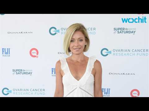 VIDEO : Kelly Ripa and Co-Stars Recall Her Time on ?All My Children?