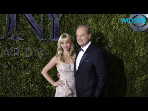 VIDEO : Conservatives Go Crazy for Kelsey Grammer?s T-Shirt