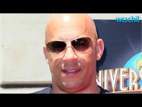 VIDEO : Vin Diesel Flashes Rock-Hard Abs After Body-Shaming