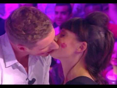 VIDEO : Matthieu Delormeau et Erika Moulet s'embrassent dans TPMP