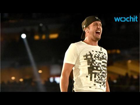 VIDEO : Luke Bryan on Touring Smart and Finding His Voice