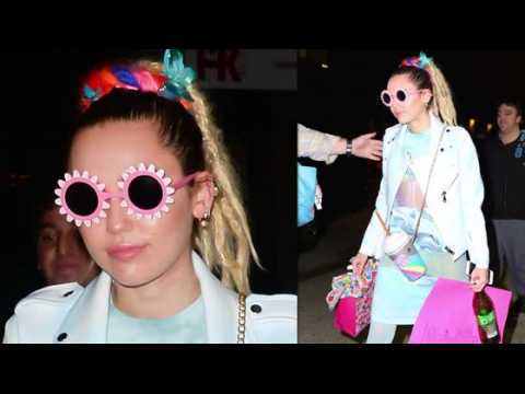 VIDEO : Miley Cyrus Steps Out In Magical Glittery Kawaii Outfit