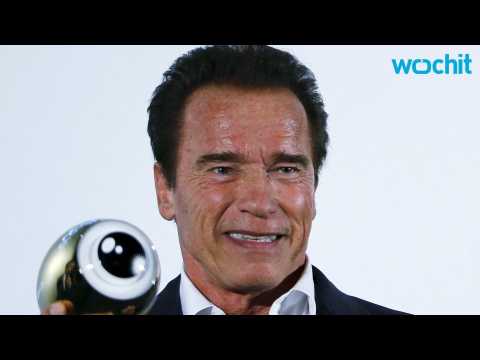 VIDEO : Arnold Schwarzenegger Tells Hollywood: ?I?ll Be Back?