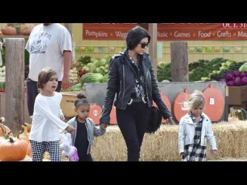 VIDEO : Kourtney Kardashian And The Kids Make Fashionable Farm Trip