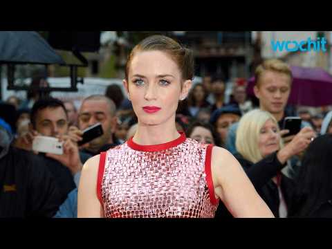 VIDEO : Emily Blunt: I Became US Citizen 'mostly for Tax Reasons'