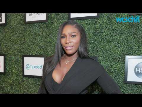 VIDEO : Serena Williams and Colton Haynes Go Tubing!