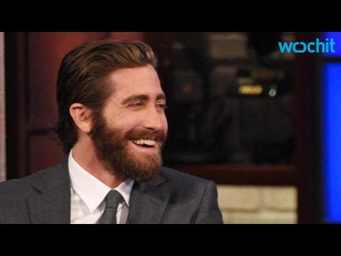 VIDEO : Jake Gyllenhaal Responds to Amy Schumer's Cake Eating Confession