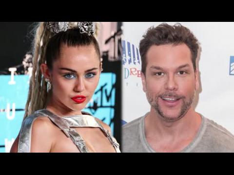 VIDEO : Miley Cyrus and Dane Cook Reportedly Hooking Up