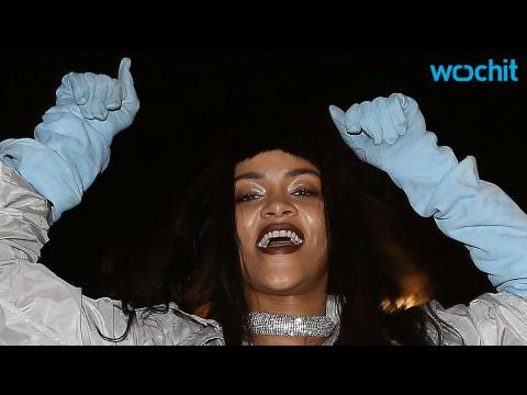 VIDEO : Surprising Turnout for Rihanna?s New Puma Sneaker Line