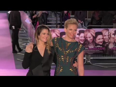 VIDEO : Bohemian Beauty Drew Barrymore At 'Miss You Already' Premiere