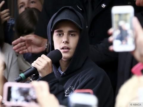 VIDEO : Exclu vido : Justin Bieber : En live chez NRJ, il affole ses fans !