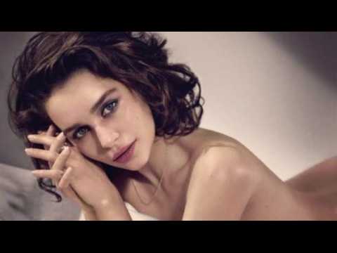 VIDEO : Emilia Clarke Named Sexiest Woman Alive by Esquire Magazine