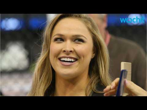 VIDEO : Ronda Rousey Officially Off the Market