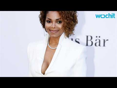 VIDEO : Janet Jackson Proves Indestructible With 'Unbreakable'