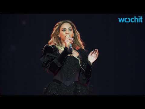 VIDEO : Beyonce Post Tribute About Dallas Police Officers