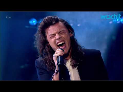 VIDEO : Apparently Harry Styles is a Great Actor!
