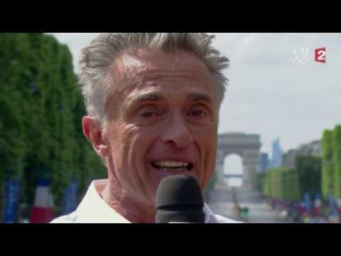 VIDEO : Les larmes de G�rard Holtz ! Zapping People du 25/07/2016 par lezapping