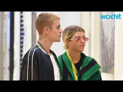 VIDEO : Who Is Justin Bieber's New Love, Sofia Richie?