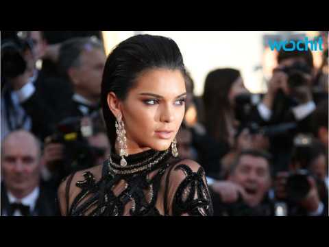VIDEO : Kendall Jenner Finds Man Stalking Her At LA Home