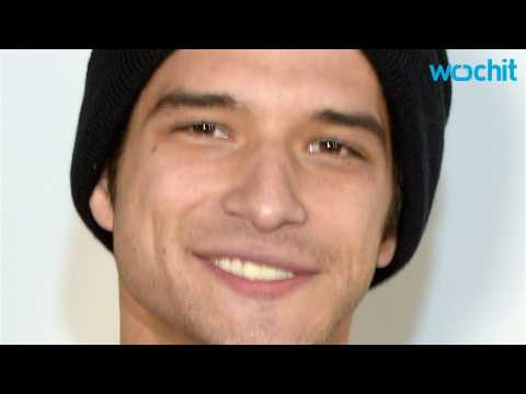 VIDEO : Teen Wolf Star Tyler Posey Apologizes for Offending LGBT Community Over Snapchat Post