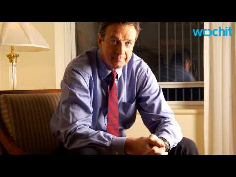 VIDEO : Michael Crichton Writes Again
