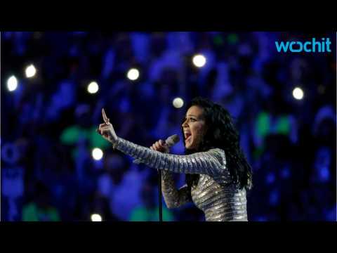 VIDEO : Katy Perry Performs New Song At DNC