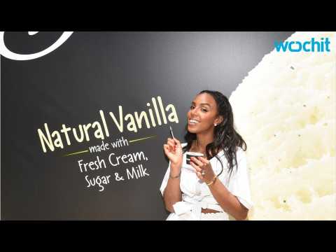 VIDEO : Kelly Rowland Starts Her Mornings So Sweetly