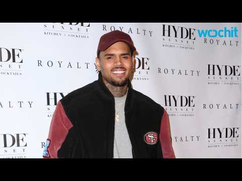 VIDEO : Chris Brown's Daughter Royalty Loves Selena