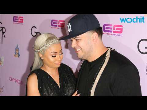 VIDEO : Rob Kardashian Appears In Blac Chyna's Snapchat After Split Rumors