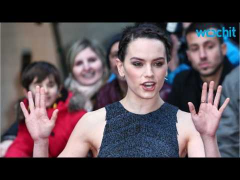 VIDEO : Daisy Ridley Disabled Instagram After Anti-Gun Backlash