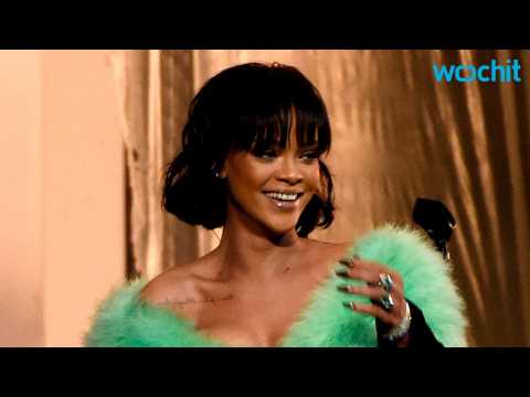 VIDEO : Rihanna to recieve Michael Jackson video award at MTV VMAs