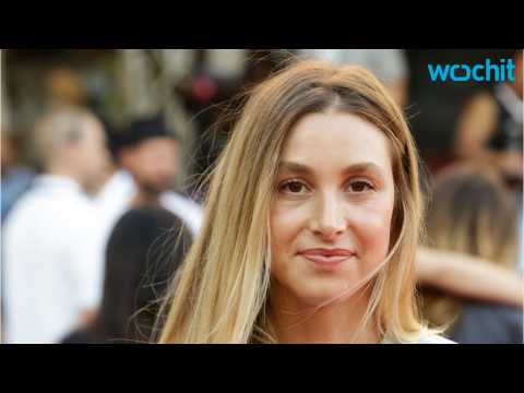 VIDEO : Hollywood Medium Tyler Henry Connects Whitney Port With Her Father