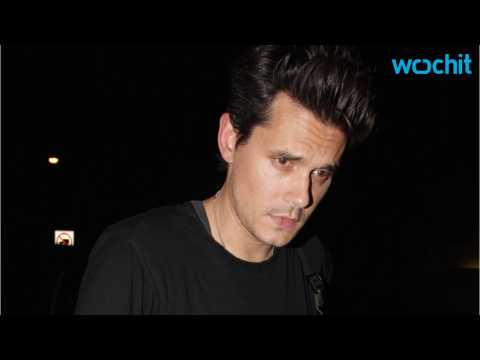 VIDEO : John Mayer Loves His Skincare