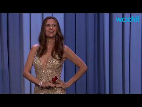 VIDEO : Kristen Wiig Appears on The Tonight Show as The Bachelorette