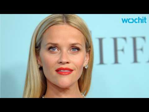 VIDEO : Reese Witherspoon Asks Fans to Share Pictures of Them Self Wearing Pink