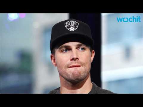 VIDEO : Stephen Amell Updates Arrow Fans Via Instagram