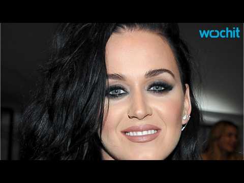 VIDEO : Katy Perry Responds to Swift/Harris Feud  on Twitter