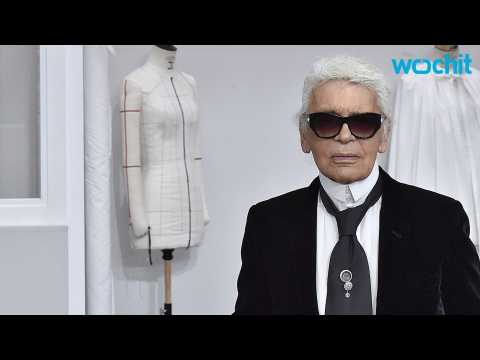 VIDEO : Karl Lagerfeld Makes Fashion History