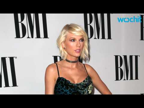 VIDEO : Did Comic-Con Ban Taylor Swift?