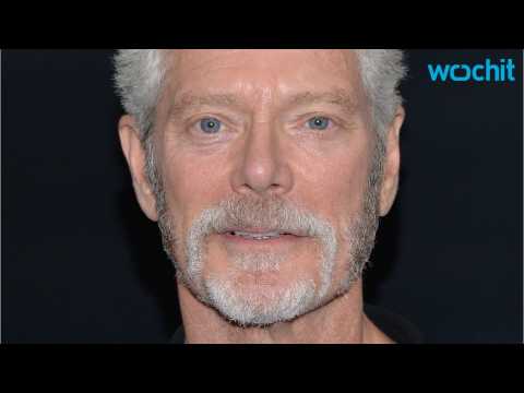 VIDEO : How Stephen Lang Felt About Being Blind In 'Don't Breathe'