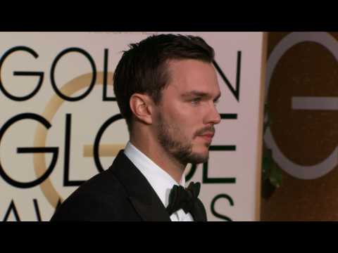 VIDEO : Nicholas Hoult lowers expectations in search for soulmate
