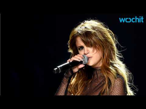 VIDEO : Selena Gomez Defends Taylor Swift