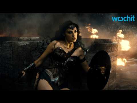 VIDEO : Gal Gadot on Why Wonder Woman Needed a Female Director