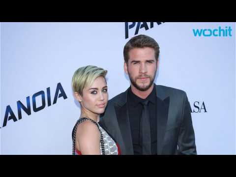 VIDEO : Miley Cyrus And Liam Hemsworth: On Again?