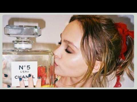 VIDEO : Lily-Rose Depp frache et naturelle pour Chanel