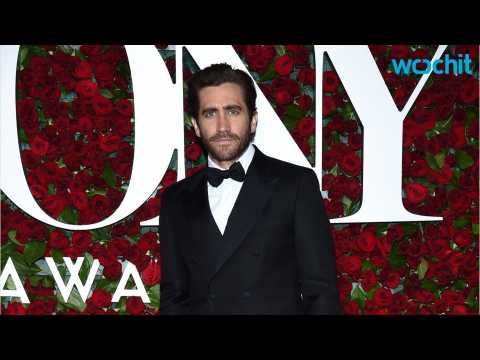 VIDEO : Jake Gyllenhaal To Return To Broadway In 2017