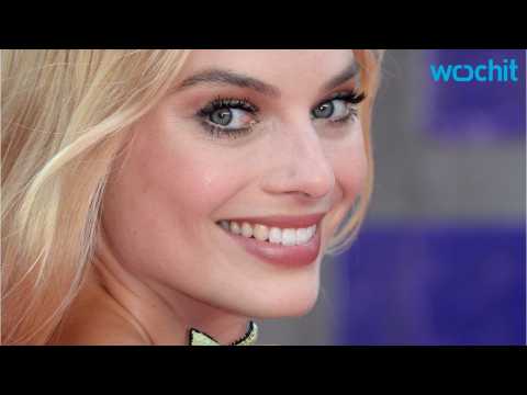 VIDEO : What Was Margot Robbie's Workout Routine Like For Suicide Squad?