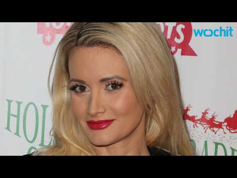 VIDEO : Holly Madison is a New Mom Once Again!