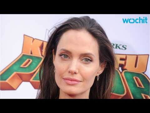 VIDEO : Angelina Jolie Looking Skinnier Then Ever