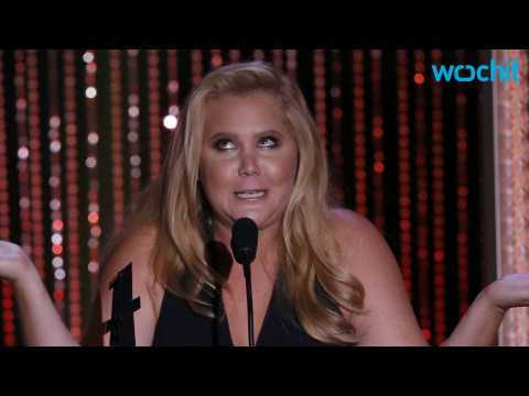 VIDEO : Comedians, Video Accuse Amy Schumer of Stealing Jokes